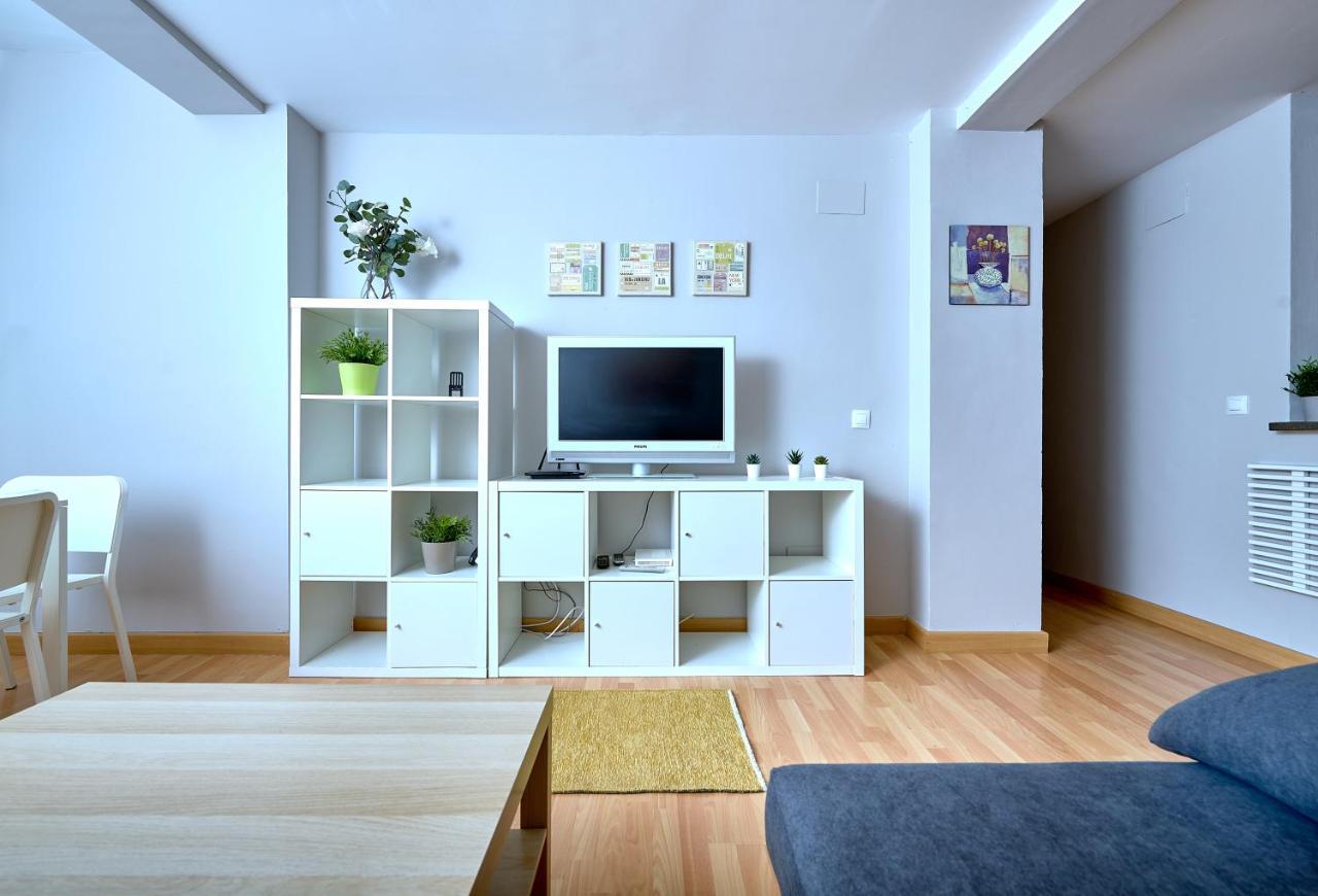 Holidays2Malaga Salitre 3 Bedroom Up To 7 People High Speed Wifi エクステリア 写真