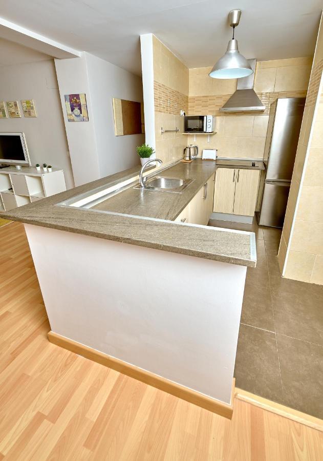 Holidays2Malaga Salitre 3 Bedroom Up To 7 People High Speed Wifi エクステリア 写真